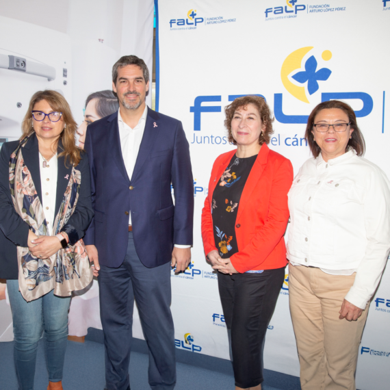 Carrusel evento Mes del Cáncer de Mama 2025_C