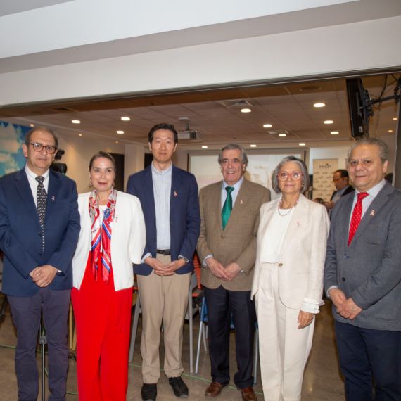 Carrusel evento Mes del Cáncer de Mama 2025_I