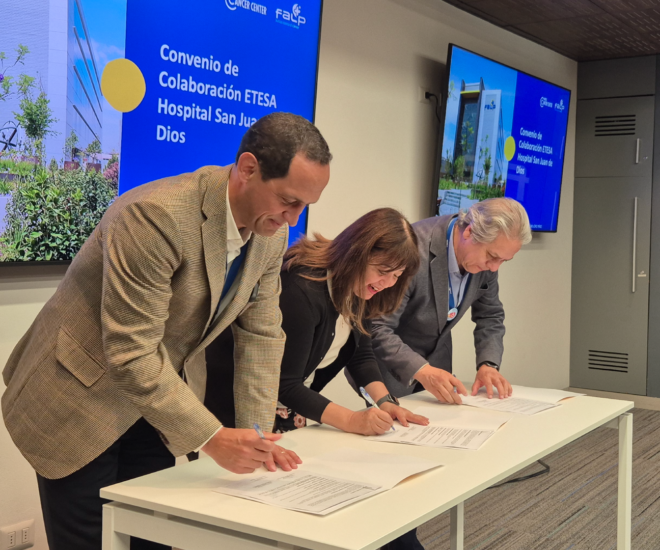 2025.22.12 Firma Convenio Hospital San Juan de Dios-ok-02