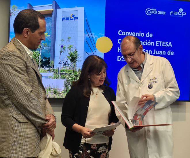 2025.22.12 Firma Convenio Hospital San Juan de Dios-ok-05